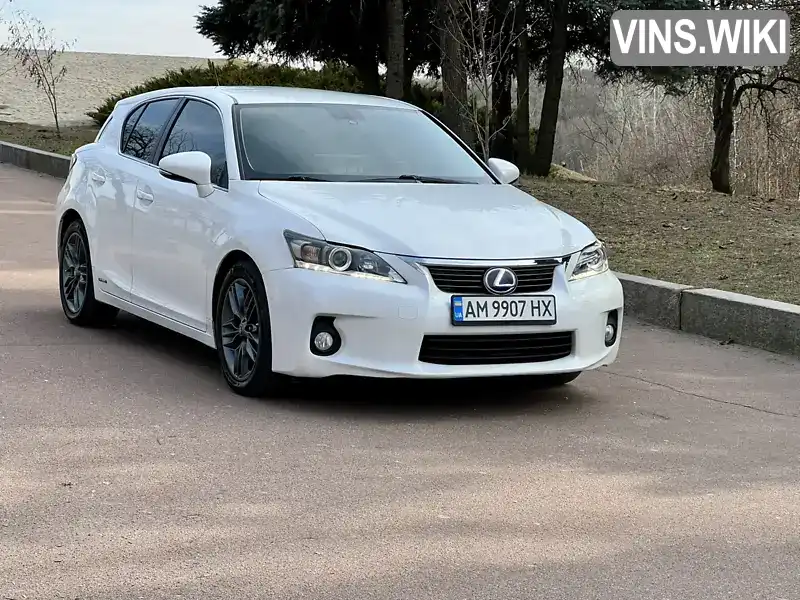 JTHKD5BH902006332 Lexus CT 2011 Хэтчбек 1.8 л. Фото 3