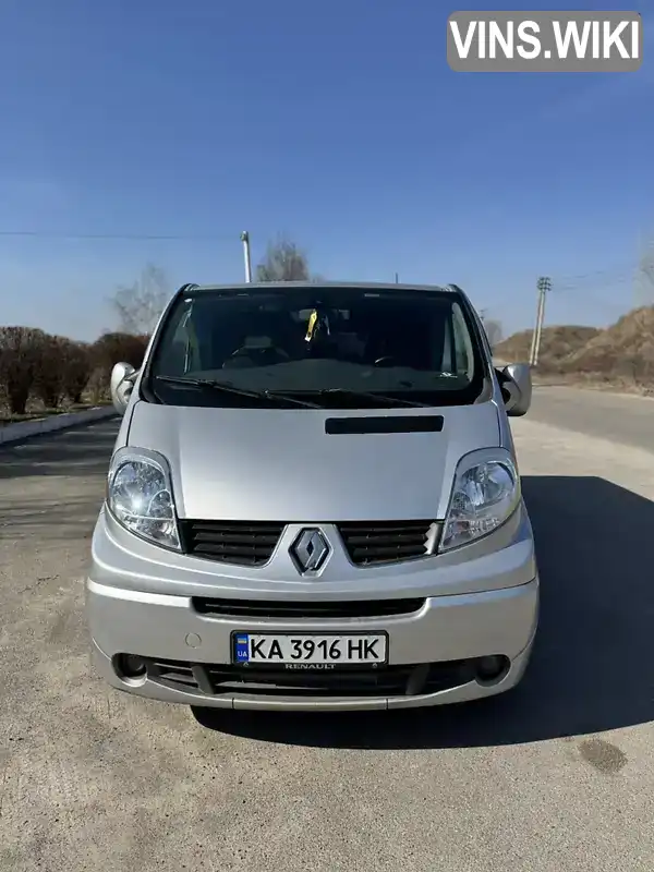 Минивэн Renault Trafic 2011 2 л. Ручная / Механика обл. Киевская, Киев - Фото 1/21