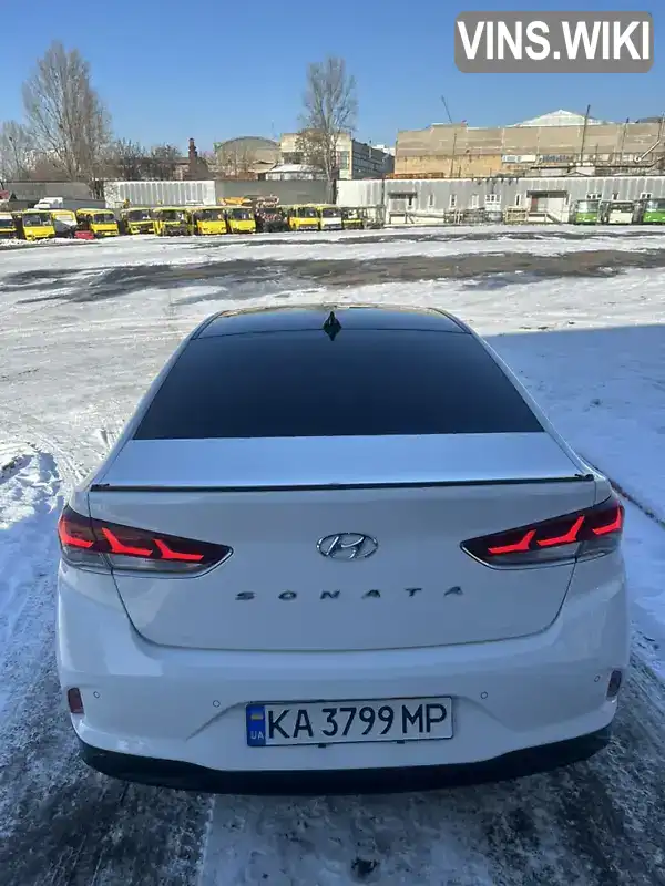 Седан Hyundai Sonata 2018 2 л. Автомат обл. Киевская, Киев - Фото 1/21