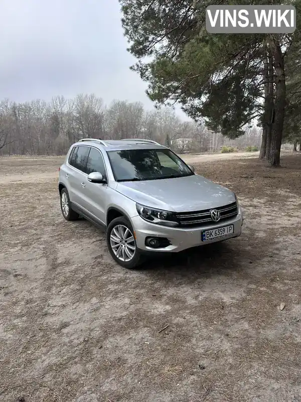 WVGBV7AX5FW587005 Volkswagen Tiguan 2015 Позашляховик / Кросовер 2 л. Фото 2