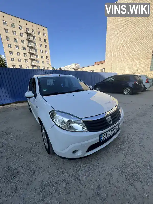 Хэтчбек Dacia Sandero 2009 1.4 л. Ручная / Механика обл. Сумская, Сумы - Фото 1/21