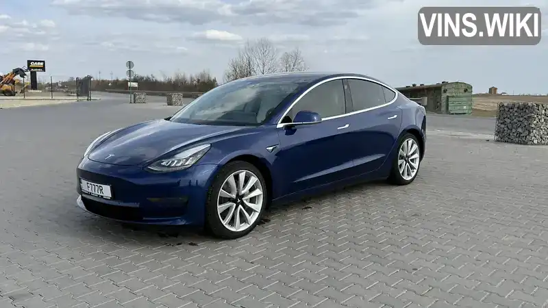 5YJ3E1EA1KF528706 Tesla Model 3 2019 Седан  Фото 1