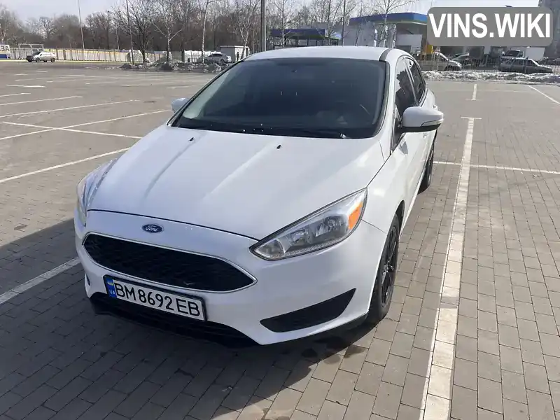 1FADP3K20HL233132 Ford Focus 2017 Хетчбек 2 л. Фото 1