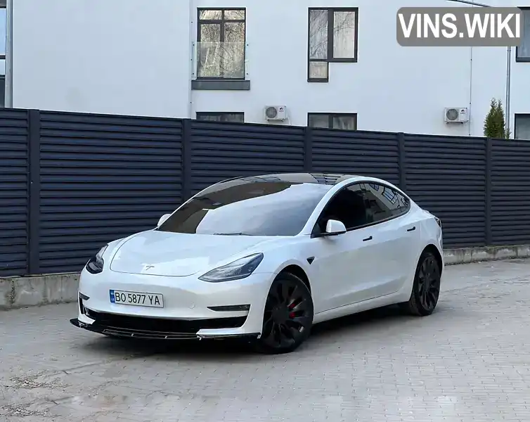 5YJ3E1EC4PF669956 Tesla Model 3 2023 Седан  Фото 2