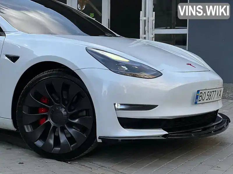 5YJ3E1EC4PF669956 Tesla Model 3 2023 Седан  Фото 5