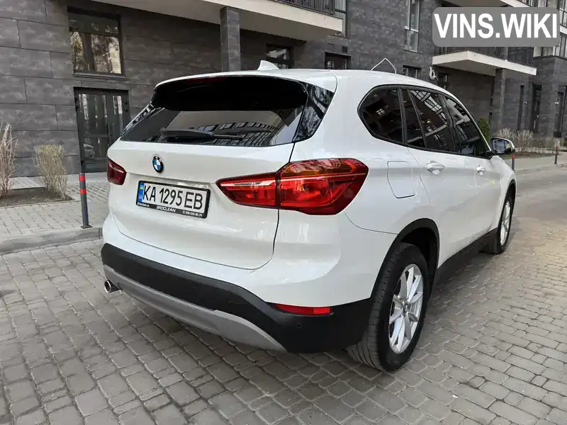 WBAHT710105J42956 BMW X1 2017 Позашляховик / Кросовер 2 л. Фото 3