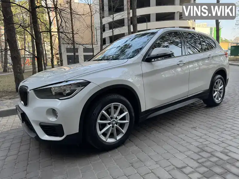 WBAHT710105J42956 BMW X1 2017 Позашляховик / Кросовер 2 л. Фото 8