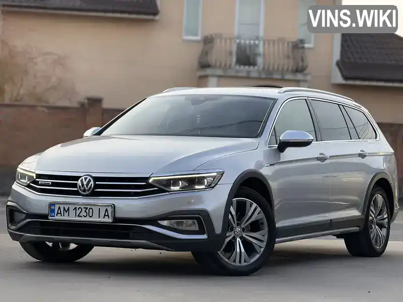 Седан Volkswagen Passat 2019 2 л. Автомат обл. Закарпатська, Мукачево - Фото 1/21