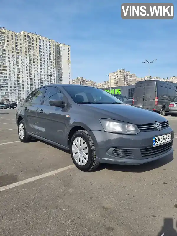 XW8ZZZ61ZDG048840 Volkswagen Polo 2013 Седан 1.6 л. Фото 2