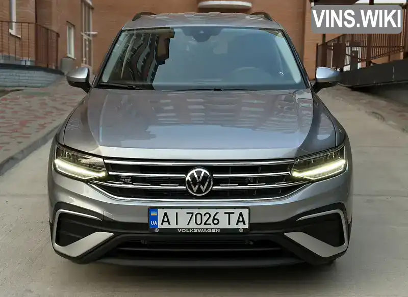 3VVRB7AX3RM089404 Volkswagen Tiguan 2024 Позашляховик / Кросовер 1.98 л. Фото 3