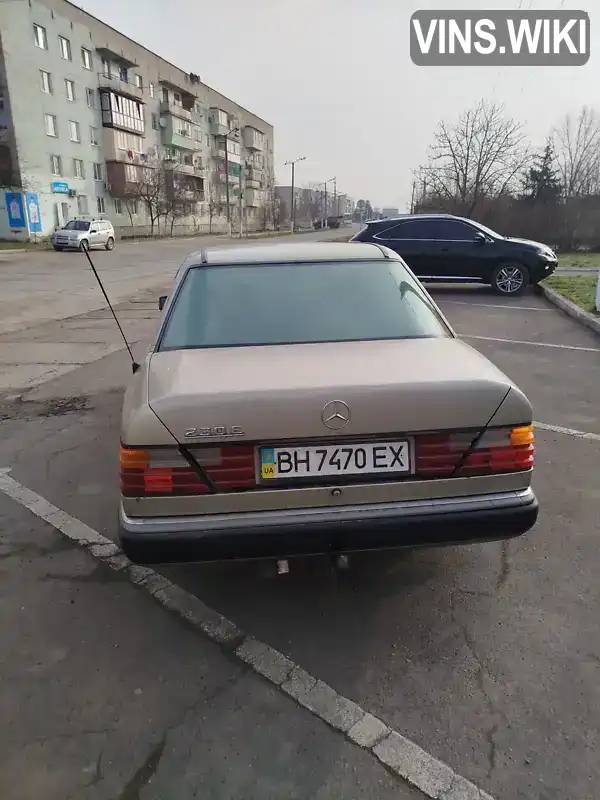 WDB1240231A725753 Mercedes-Benz E-Class 1993 Седан 1.98 л. Фото 2