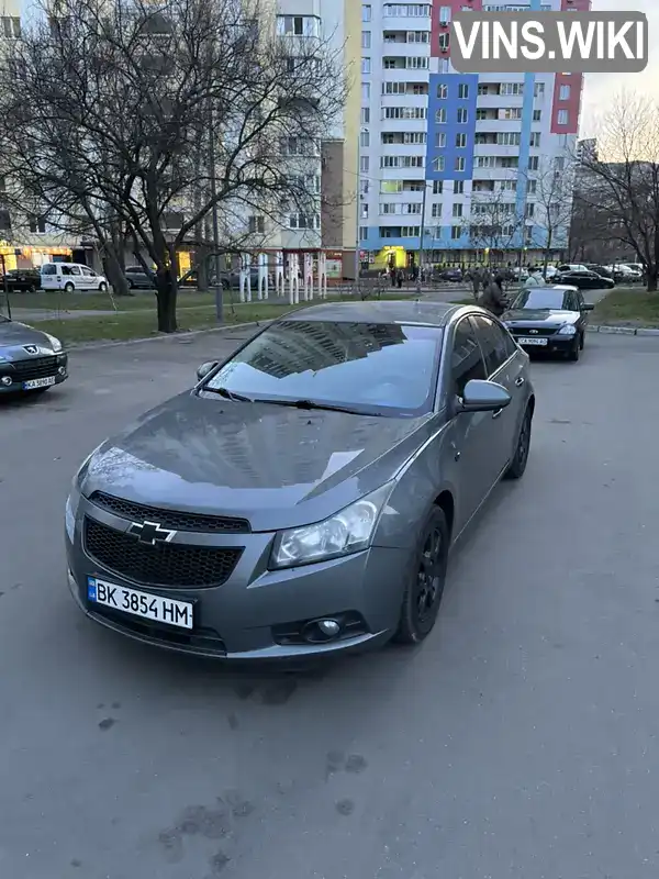 KL1JF69RJAK640835 Chevrolet Cruze 2010 Седан 1.99 л. Фото 4