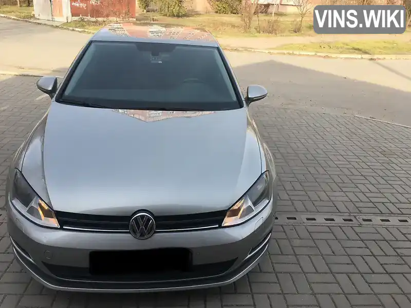 Хэтчбек Volkswagen Golf 2014 1.97 л. Робот обл. Запорожская, Запорожье - Фото 1/17