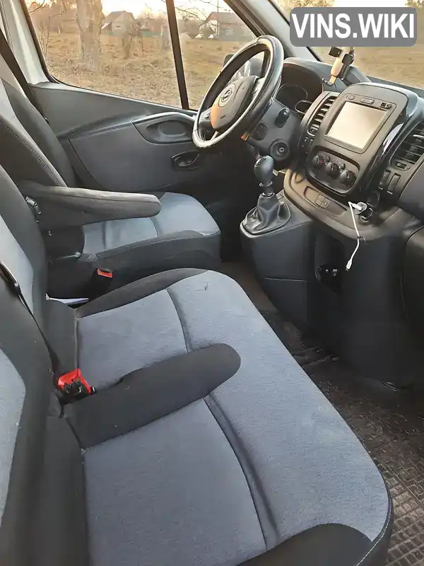 W0L4F7002GV654605 Opel Vivaro 2016 Мінівен  Фото 2