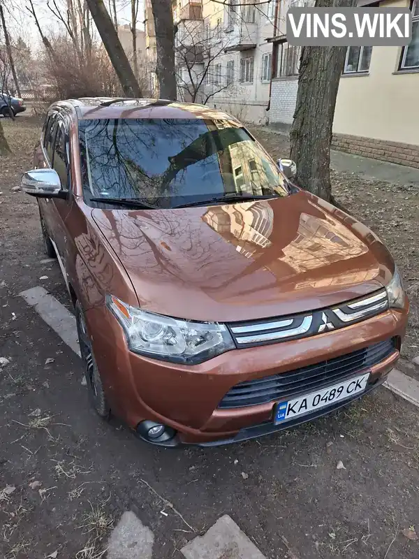 Позашляховик / Кросовер Mitsubishi Outlander 2013 null_content л. Автомат обл. Київська, Київ - Фото 1/6