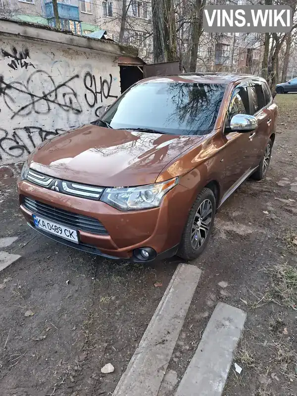 JA4JZ4AX2EZ008594 Mitsubishi Outlander 2013 Внедорожник / Кроссовер  Фото 2