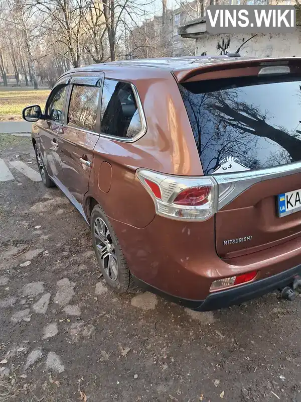 JA4JZ4AX2EZ008594 Mitsubishi Outlander 2013 Внедорожник / Кроссовер  Фото 5