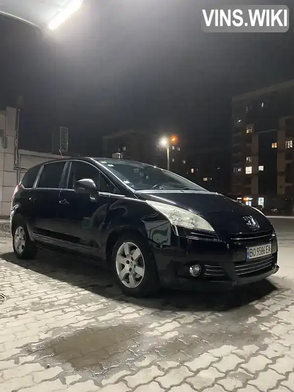 VF30A9HR8CS030708 Peugeot 5008 2012 Микровэн 1.6 л. Фото 1