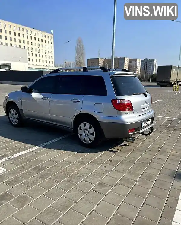 Позашляховик / Кросовер Mitsubishi Outlander 2006 2 л. Ручна / Механіка обл. Черкаська, Черкаси - Фото 1/11