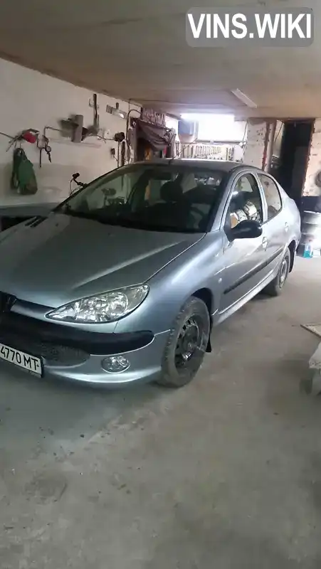 VF32BKFWA72803845 Peugeot 206 2010 Седан 1.4 л. Фото 3