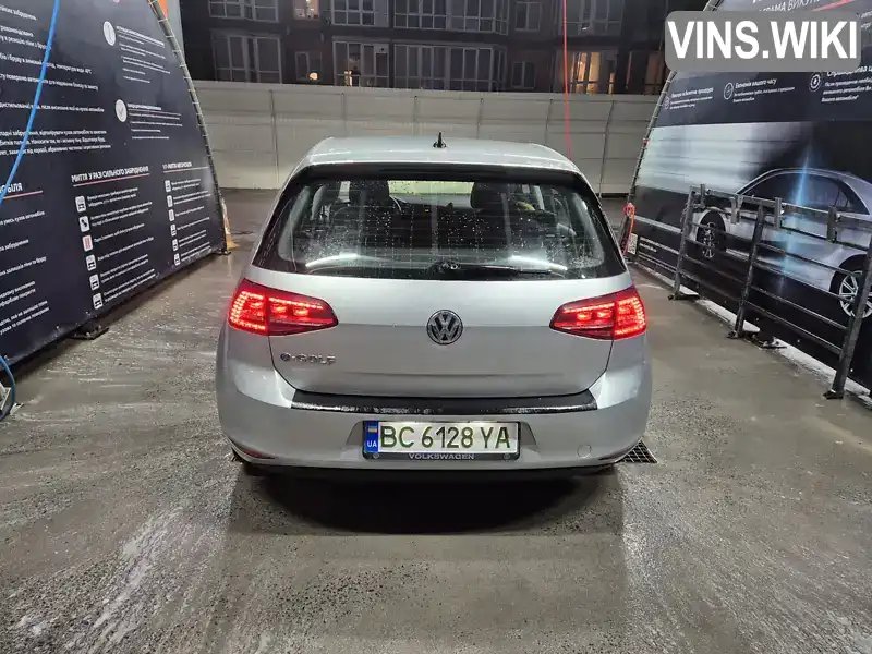 WVWZZZAUZFW901233 Volkswagen e-Golf 2014 Хетчбек  Фото 4