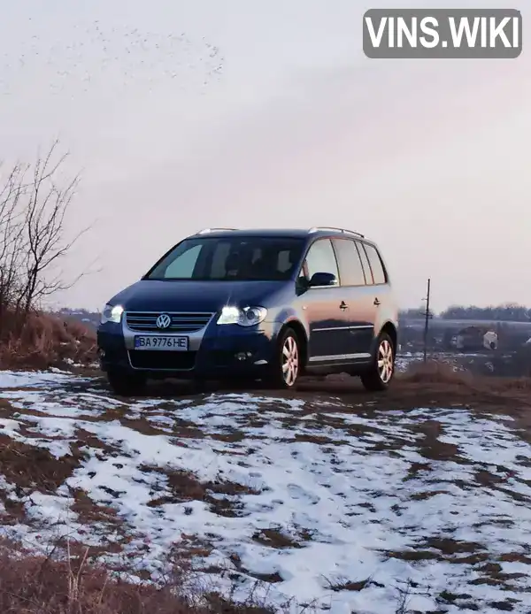 Минивэн Volkswagen Touran 2008 1.4 л. Автомат обл. Киевская, Киев - Фото 1/21