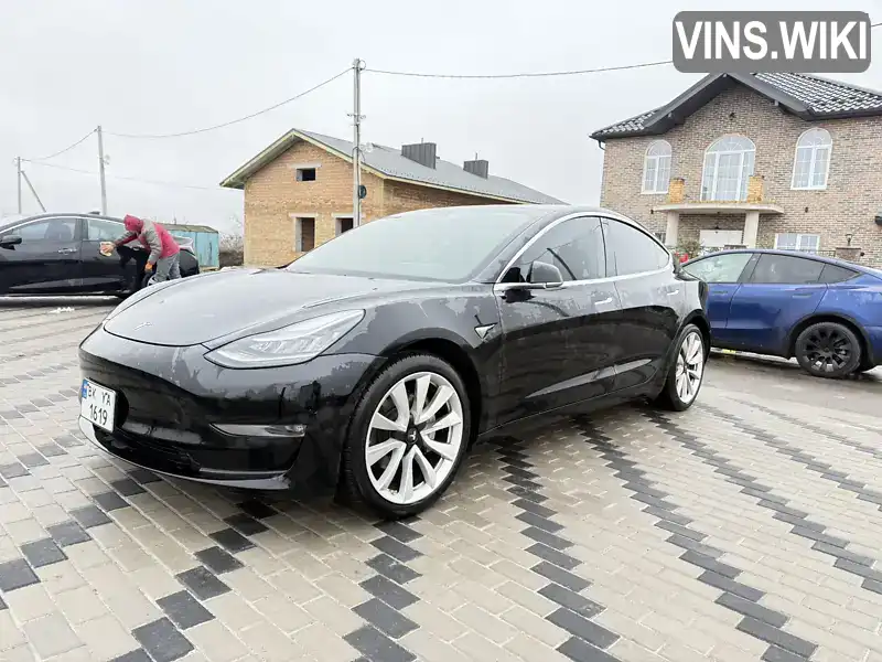 Седан Tesla Model 3 2020 null_content л. Автомат обл. Рівненська, Рівне - Фото 1/14