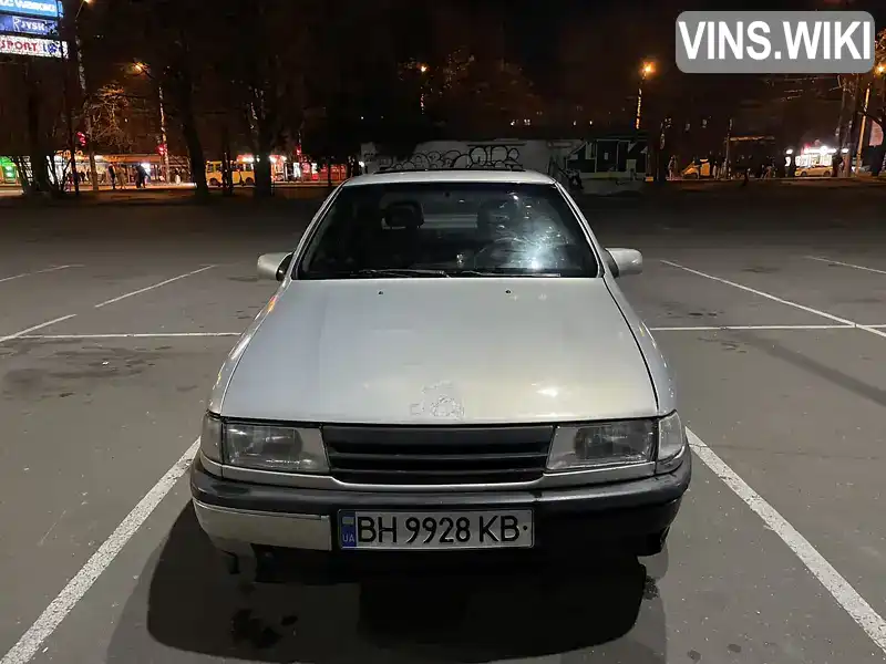 W0L000087N5210634 Opel Vectra 1992 Седан 2 л. Фото 3