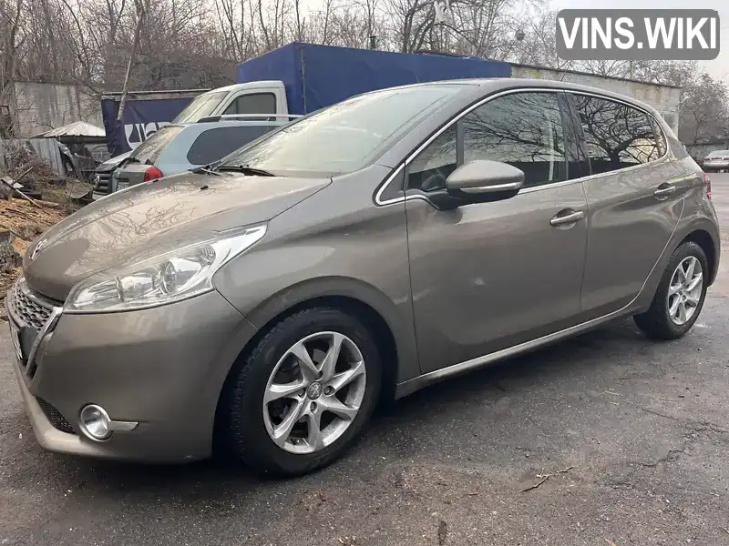 VF3CC5FS9DT132777 Peugeot 208 2013 Хэтчбек 1.6 л. Фото 1