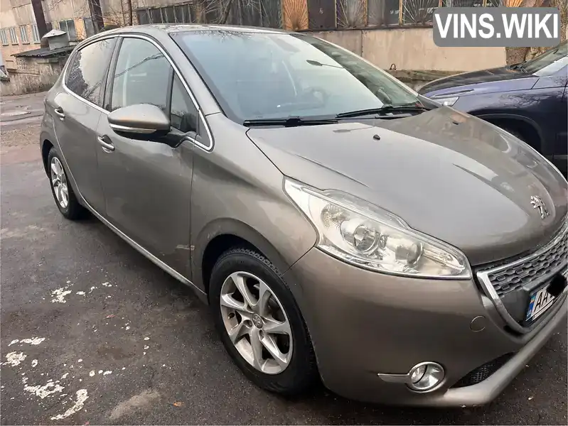 VF3CC5FS9DT132777 Peugeot 208 2013 Хэтчбек 1.6 л. Фото 2