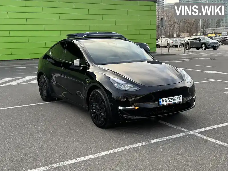 Позашляховик / Кросовер Tesla Model Y 2024 null_content л. обл. Київська, Київ - Фото 1/21