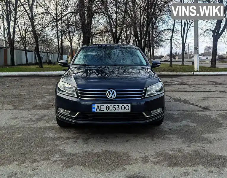 Седан Volkswagen Passat 2012 1.8 л. Ручная / Механика обл. Днепропетровская, Каменское (Днепродзержинск) - Фото 1/19