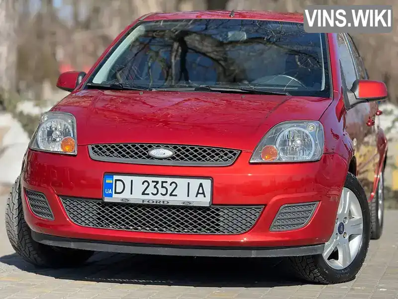 WF0HXXWPJH7U52368 Ford Fiesta 2007 Хетчбек 1.39 л. Фото 1