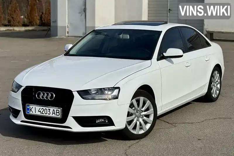 Седан Audi A4 2014 2 л. обл. Львівська, Львів - Фото 1/21