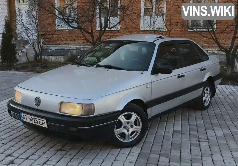 Седан Volkswagen Passat 1989 1.8 л. Ручна / Механіка обл. Івано-Франківська, Надвірна - Фото 1/18