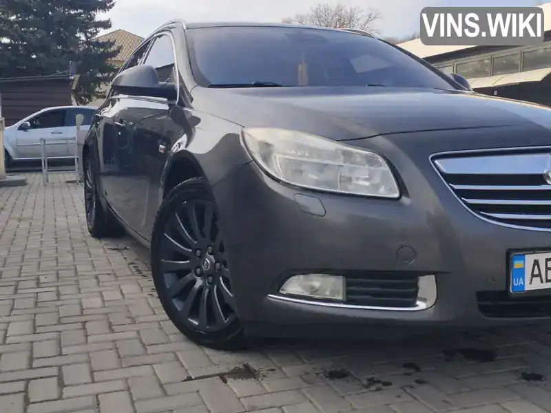 W0LGM8EM4B1157510 Opel Insignia 2011 Універсал 1.96 л. Фото 1