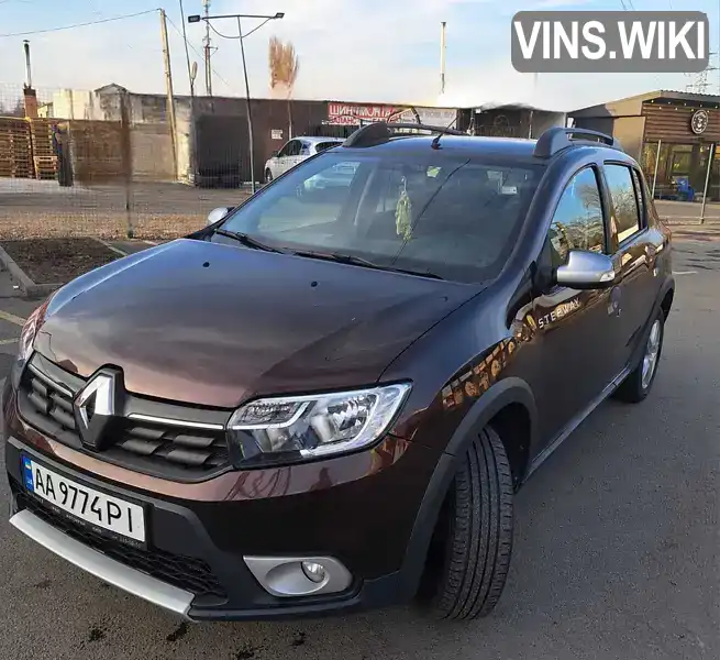 Хэтчбек Renault Sandero StepWay 2017 0.9 л. Ручная / Механика обл. Киевская, Вышневое - Фото 1/21