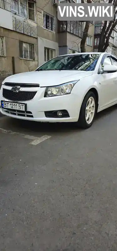 Седан Chevrolet Cruze 2010 2 л. Ручна / Механіка обл. Одеська, Одеса - Фото 1/9