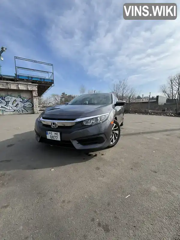 2HGFC2F77JH528716 Honda Civic 2018 Седан 2 л. Фото 1