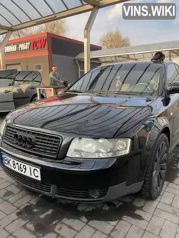 Седан Audi A4 2001 2 л. Автомат обл. Рівненська, Рівне - Фото 1/10