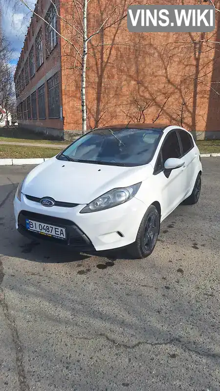 Хэтчбек Ford Fiesta 2011 1.4 л. Автомат обл. Полтавская, Полтава - Фото 1/21