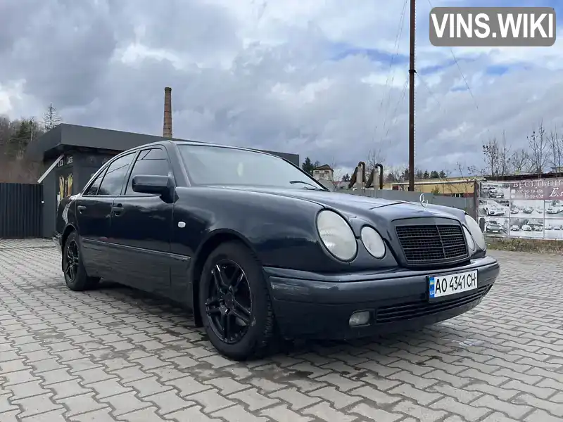 Седан Mercedes-Benz E-Class 1997 2 л. Ручна / Механіка обл. Закарпатська, Іршава - Фото 1/12