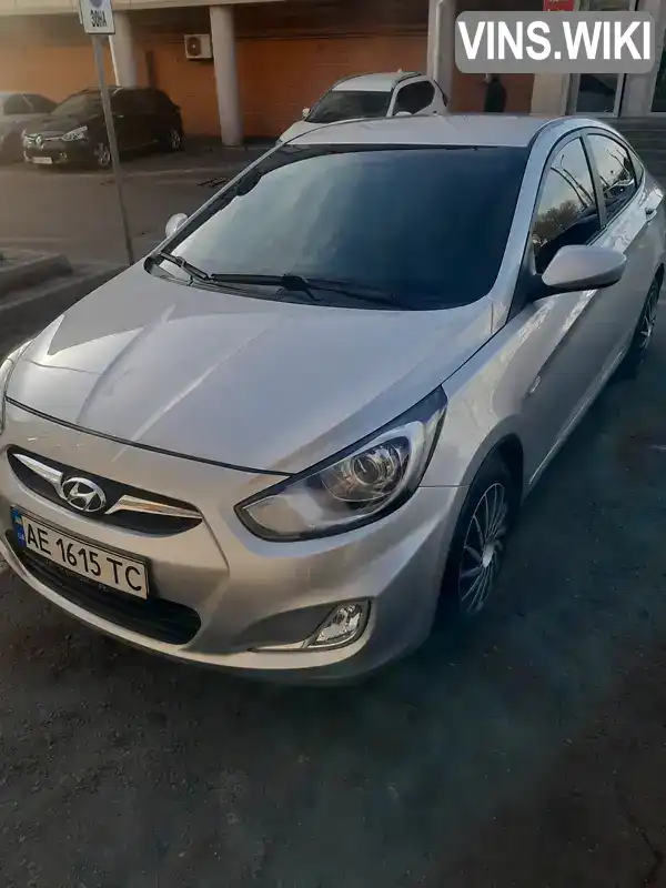 Z94CU41CADR255728 Hyundai Accent 2013 Седан  Фото 9