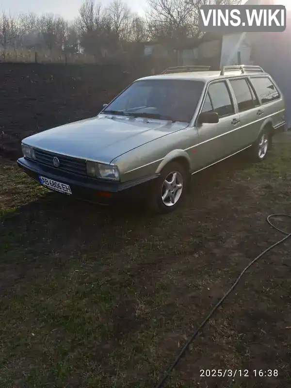 WVWZZZ33ZJE013177 Volkswagen Passat 1987 Універсал 1.6 л. Фото 1