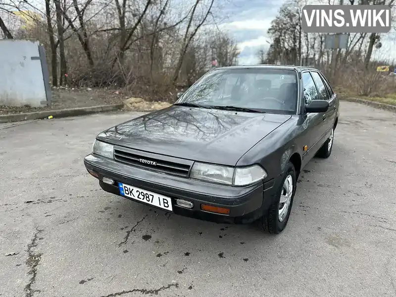 Седан Toyota Carina 1989 1.6 л. Ручна / Механіка обл. Рівненська, Рівне - Фото 1/21