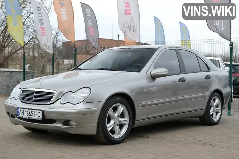 Седан Mercedes-Benz C-Class 2003 2.2 л. Автомат обл. Житомирская, Бердичев - Фото 1/21