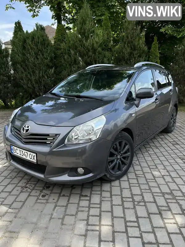 Мінівен Toyota Verso 2010 2 л. Ручна / Механіка обл. Львівська, Самбір - Фото 1/17