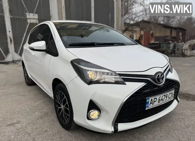 VNKKJ0D330A323440 Toyota Yaris 2015 Хэтчбек 1.33 л. Фото 2