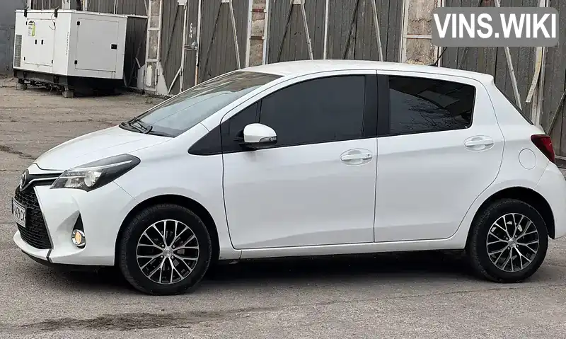 VNKKJ0D330A323440 Toyota Yaris 2015 Хэтчбек 1.33 л. Фото 6