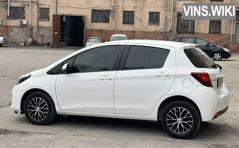 VNKKJ0D330A323440 Toyota Yaris 2015 Хэтчбек 1.33 л. Фото 7